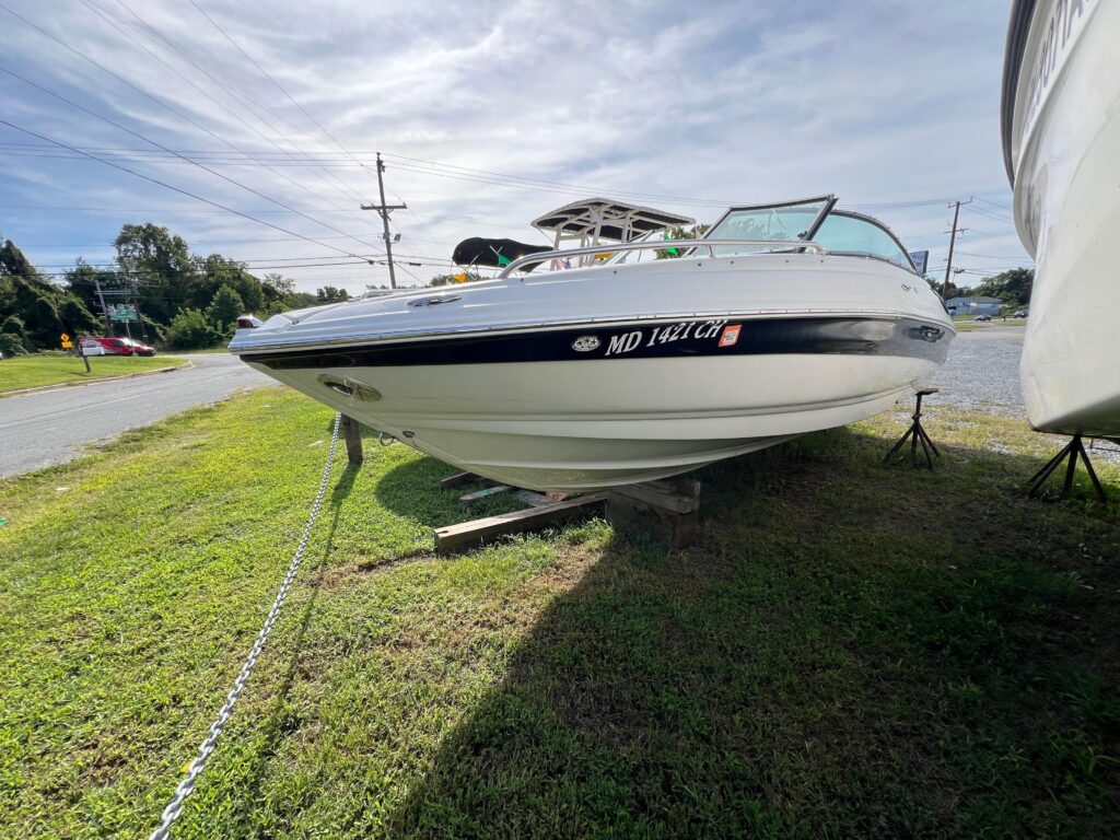 2006 Crownline 230 LS