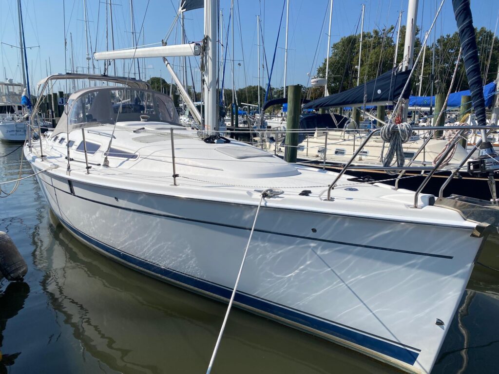 2007 Hunter 38