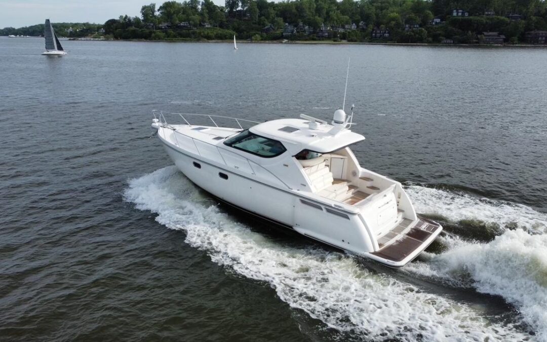 2008 Tiara Yachts 4300 Sovran
