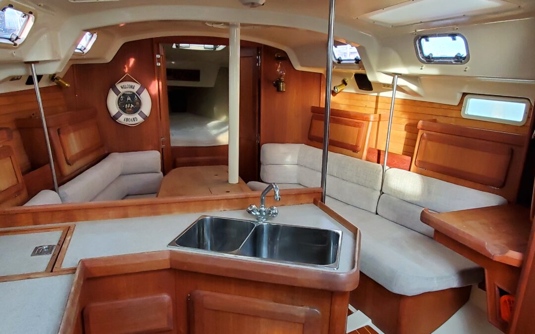 1995 Hunter Legend 35.5