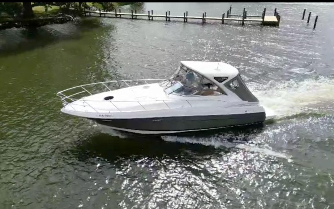 2010 Regal 3760 Sportyacht